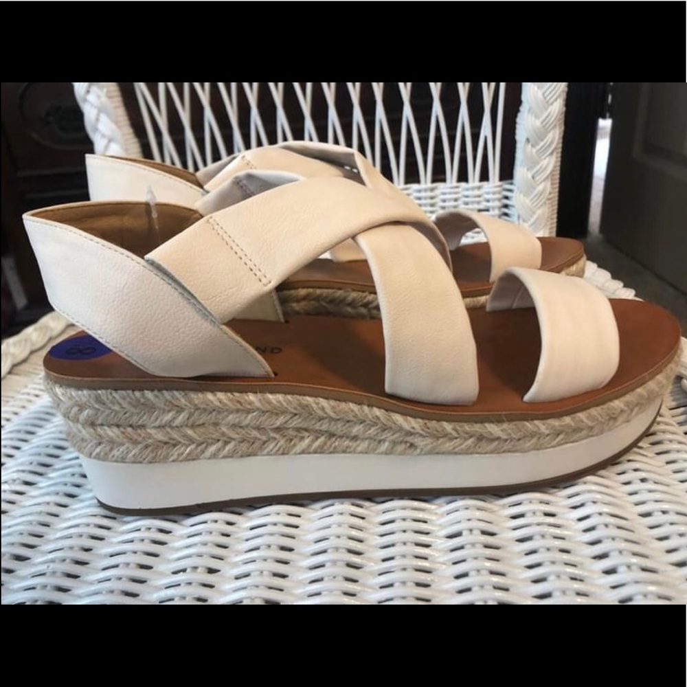 Women’s Cream wedge sandals. Size 8 1/2
